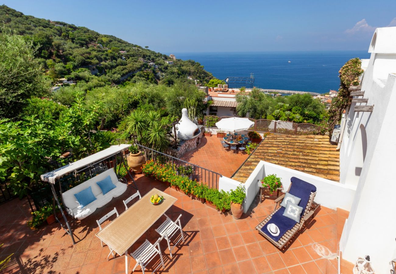 Villa in Massa Lubrense - Estate4home - Villamia