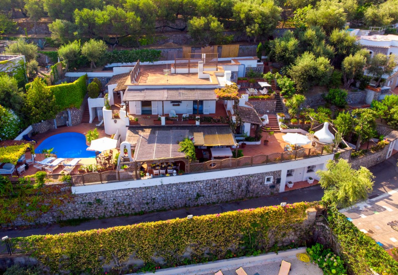 Villa in Massa Lubrense - Estate4home - Villamia