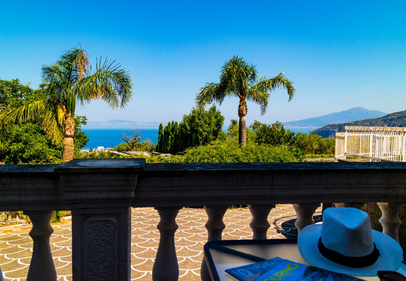 Villa in Sant´Agnello - Estate4home - Villa Nastro Argento