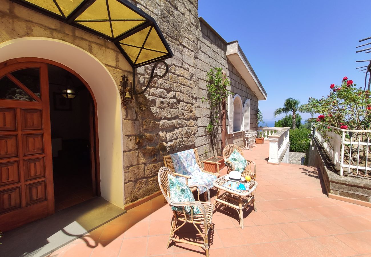 Villa in Sant´Agnello - Estate4home - Villa Nastro Argento