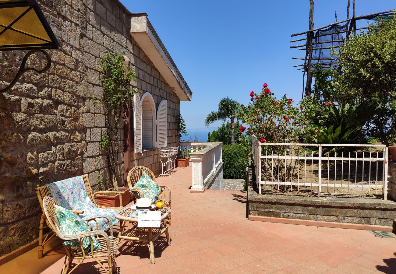 Villa in Sant´Agnello - Estate4home - Villa Nastro Argento