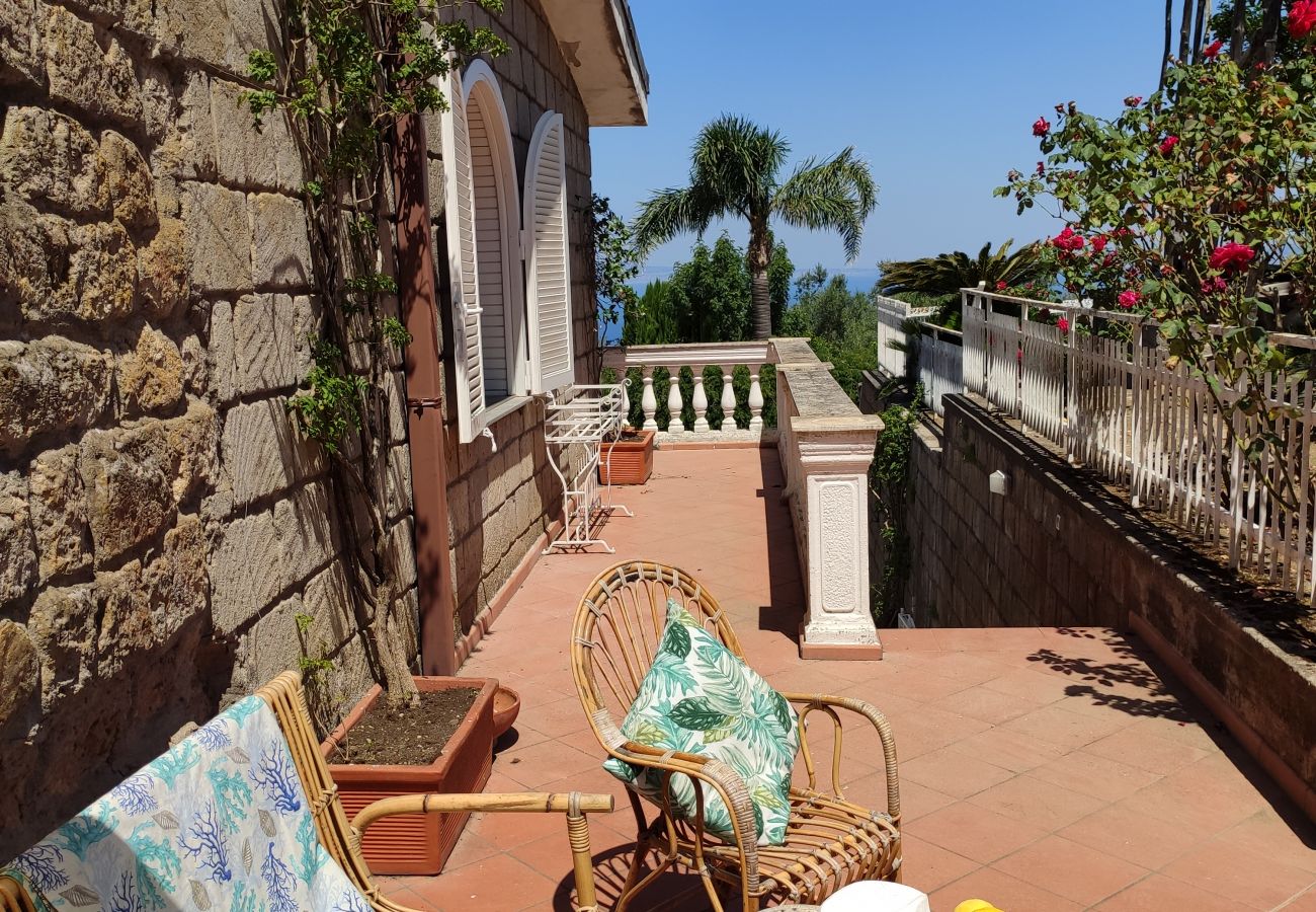 Villa in Sant´Agnello - Estate4home - Villa Nastro Argento
