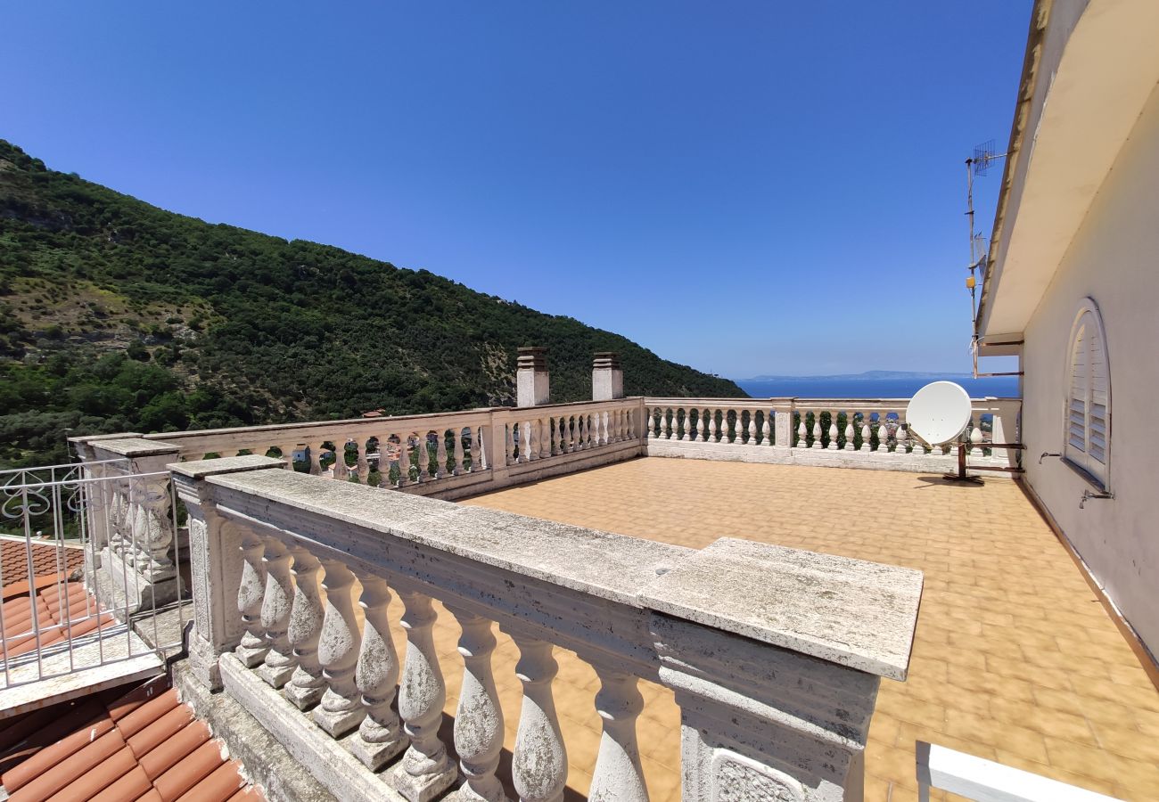 Villa in Sant´Agnello - Estate4home - Villa Nastro Argento