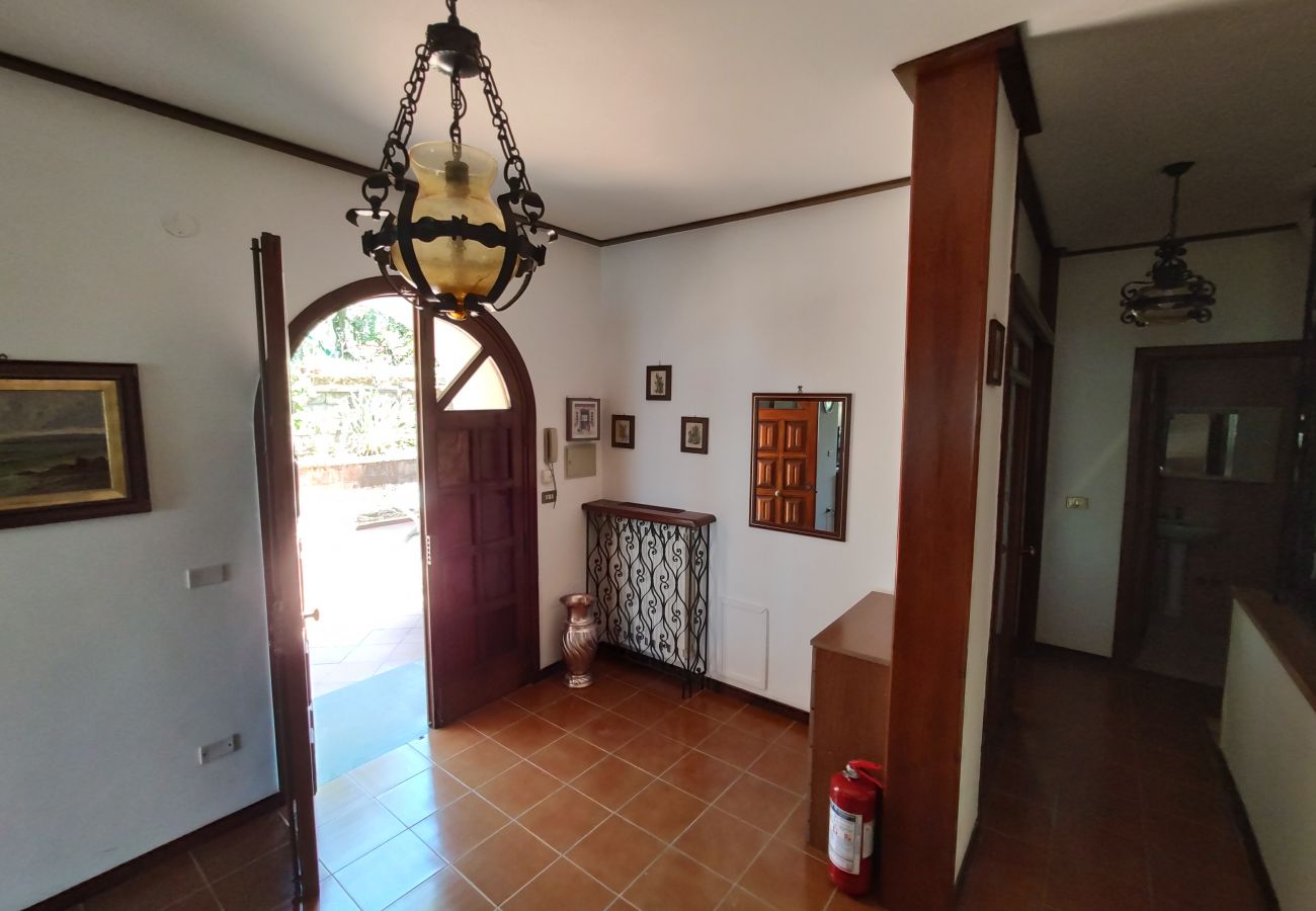 Villa in Sant´Agnello - Estate4home - Villa Nastro Argento