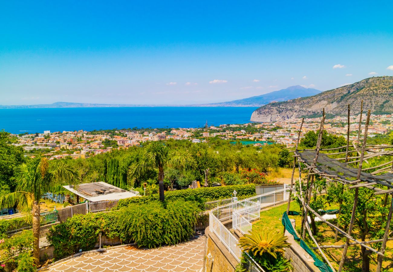 Villa in Sant´Agnello - Estate4home - Villa Nastro Argento
