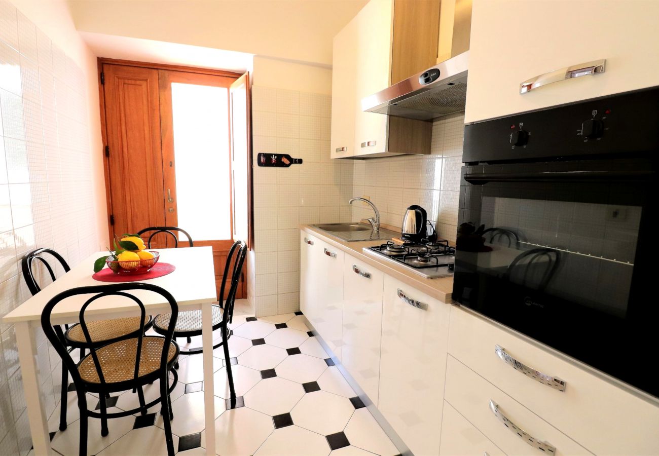 Apartment in Sorrento - Estate4home - Sorrento Hearts