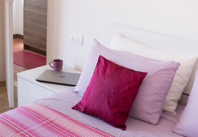 Rent by room in Piano di Sorrento - Sofia Flora Studio Rent by room in Piano di Sorrento - Sofia Flora Studio