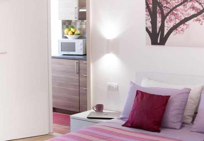 Rent by room in Piano di Sorrento - Sofia Flora Studio Rent by room in Piano di Sorrento - Sofia Flora Studio