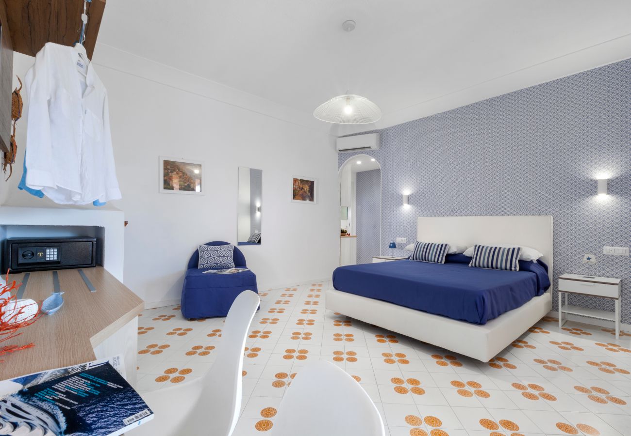 Apartment in Positano - Estate4home- Ondine