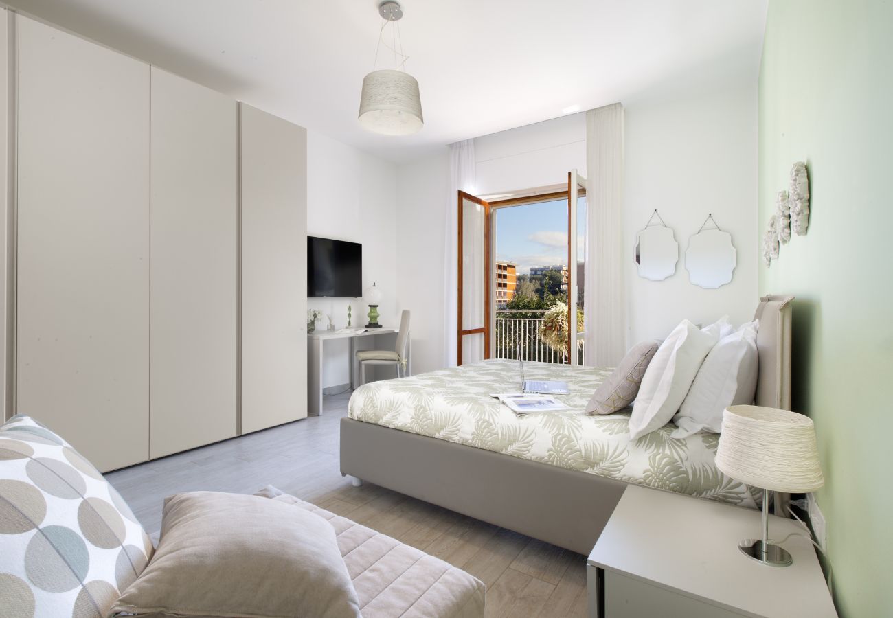 Apartment in Sorrento - Estate4home - Casa Rosangela