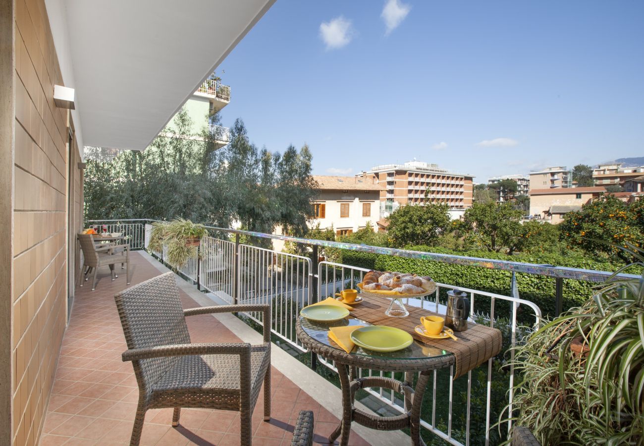Apartment in Sorrento - Estate4home - Casa Rosangela
