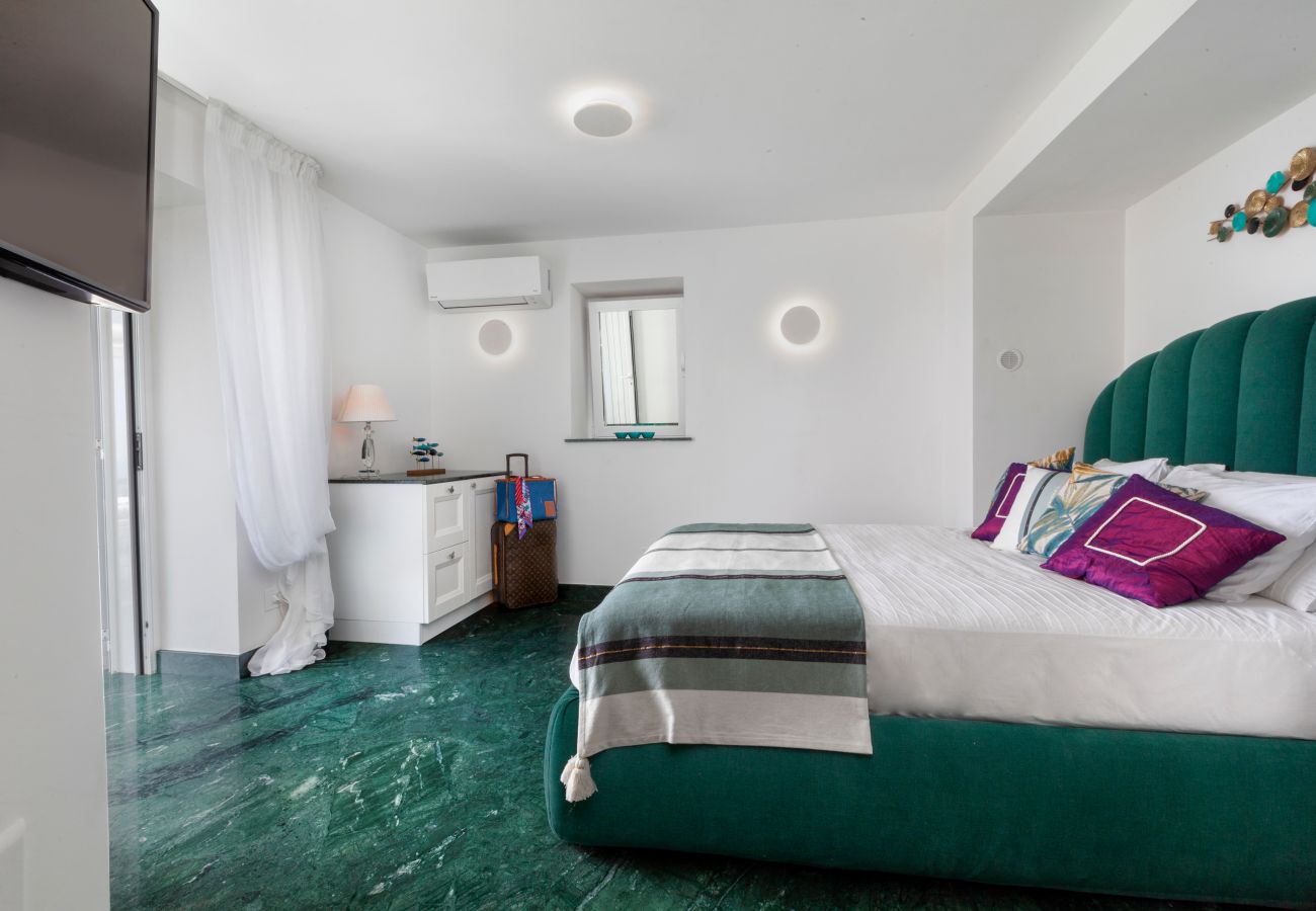 Apartment in Capri - Estate4home - JJ Capri