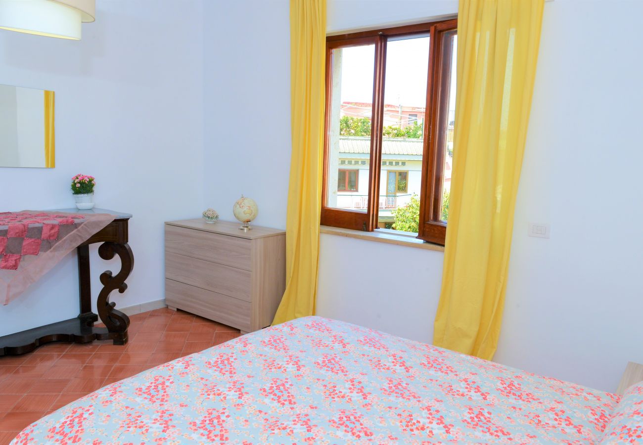 Rent by room in Piano di Sorrento - Sofia flora apartment