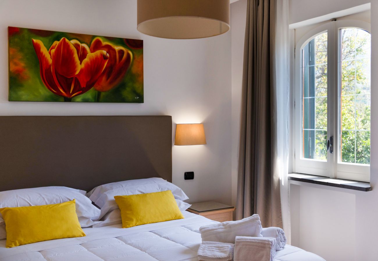 Rent by room in Piano di Sorrento - Villa Francesca - Tulipano