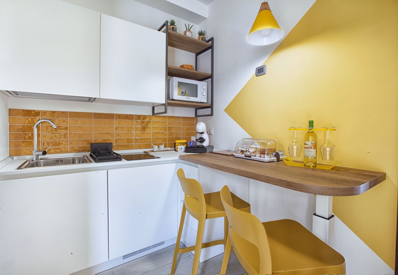 Apartment in Sorrento - Estate4home - Casa Cristina Yellow