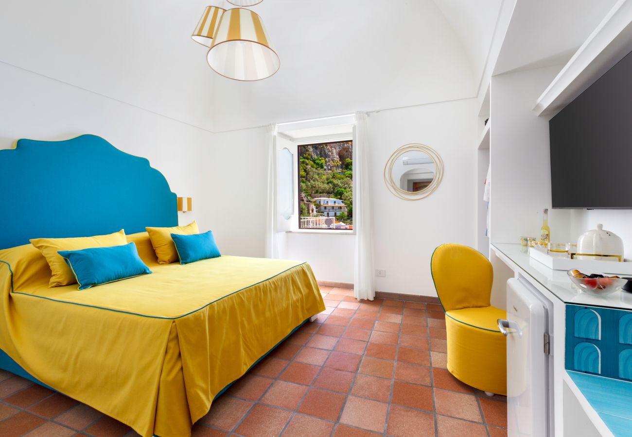 Rent by room in Positano - Medusa Positano room