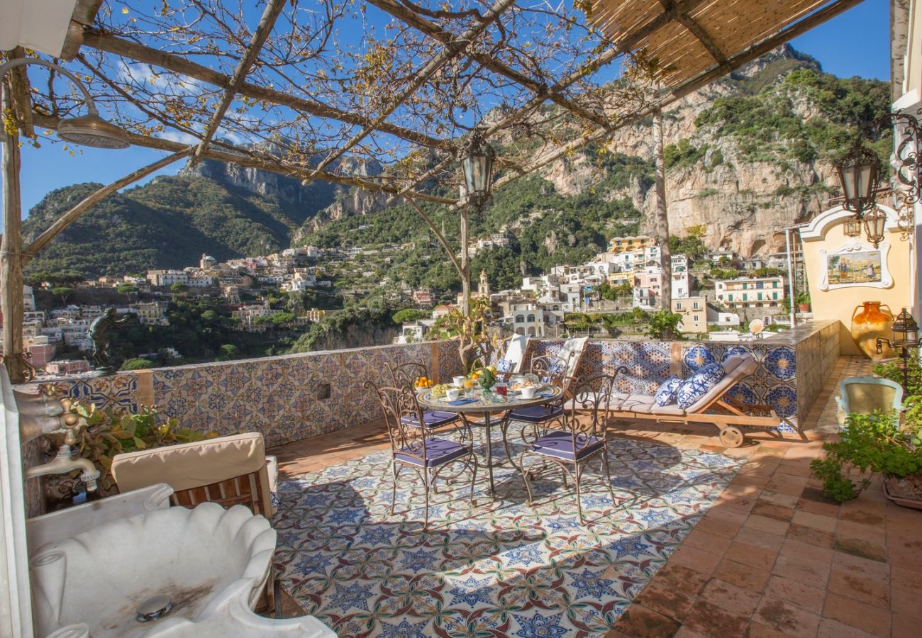 House in Positano - Palazzo Crocione