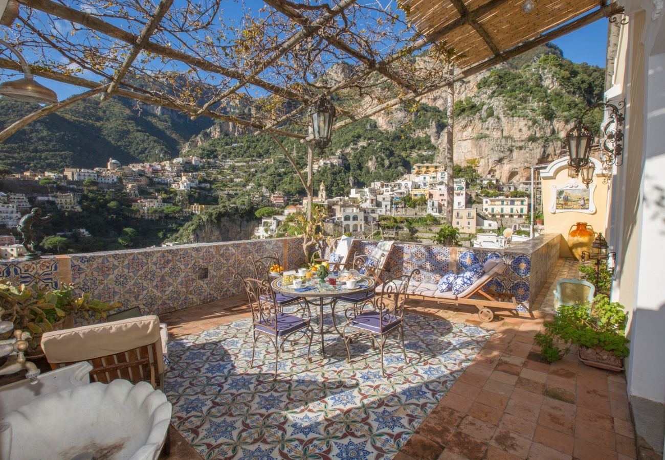 House in Positano - Palazzo Crocione