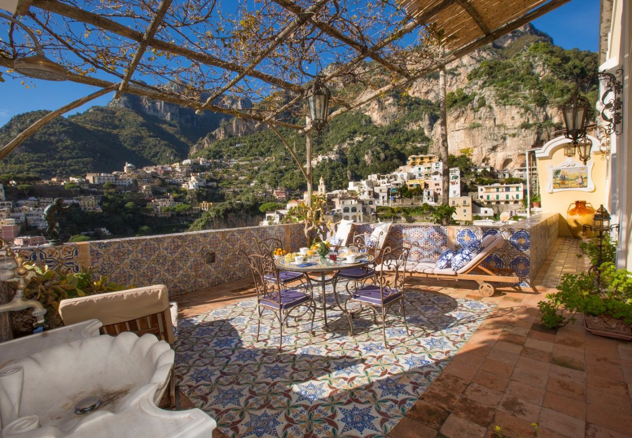 House in Positano - Palazzo Crocione