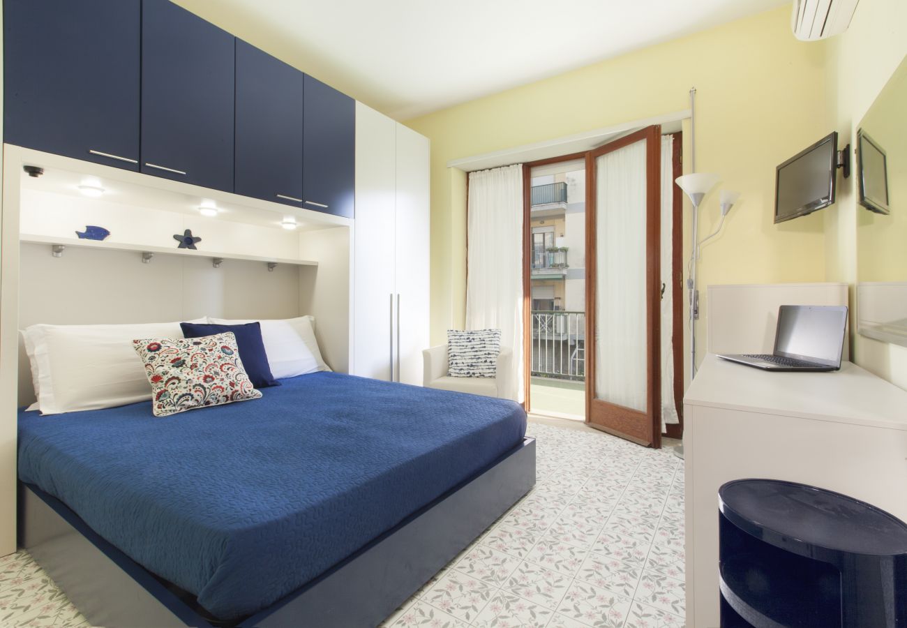 Apartment in Sorrento - Estate4home- La noce