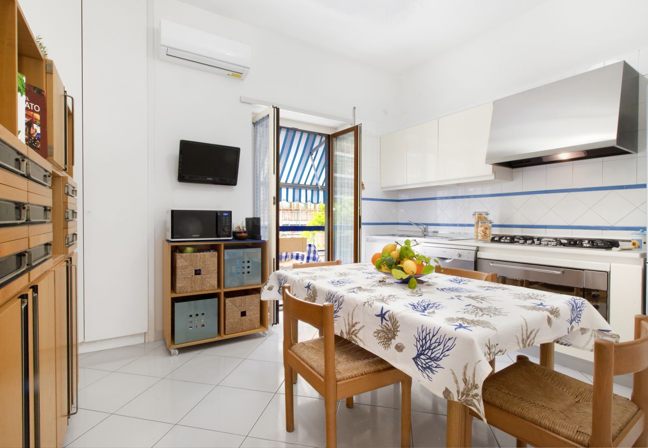 Apartment in Sorrento - Estate4home- Doria