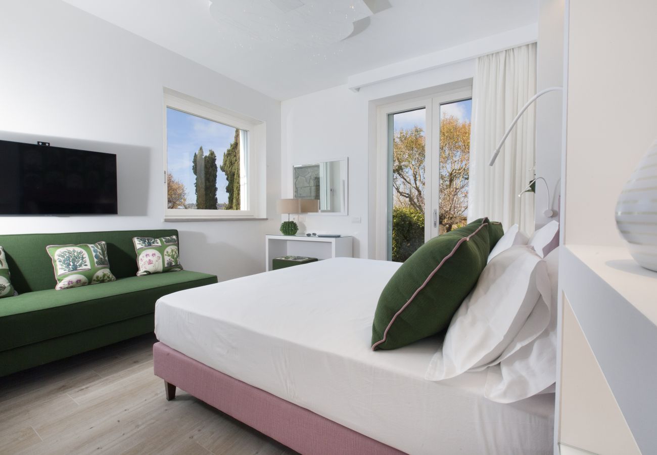 Villa in Sant´Agata sui Due Golfi - Resort Ravenna - La Villa