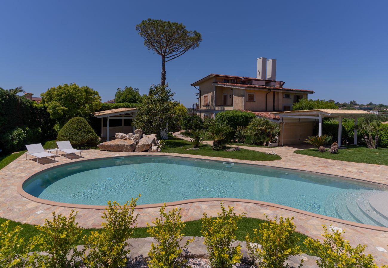 Villa in Sant´Agata sui Due Golfi - Resort Ravenna- Villa Dama
