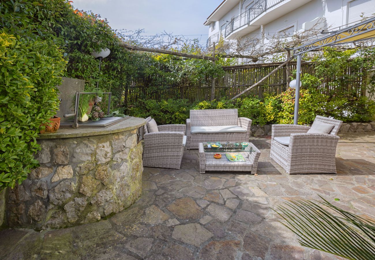 Villa in Sant´Agata sui Due Golfi - Resort Ravenna - Villa Dama