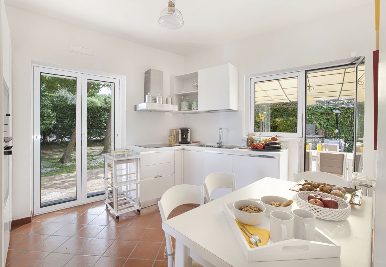 Villa in Sant´Agata sui Due Golfi - Resort Ravenna - Villa Dama