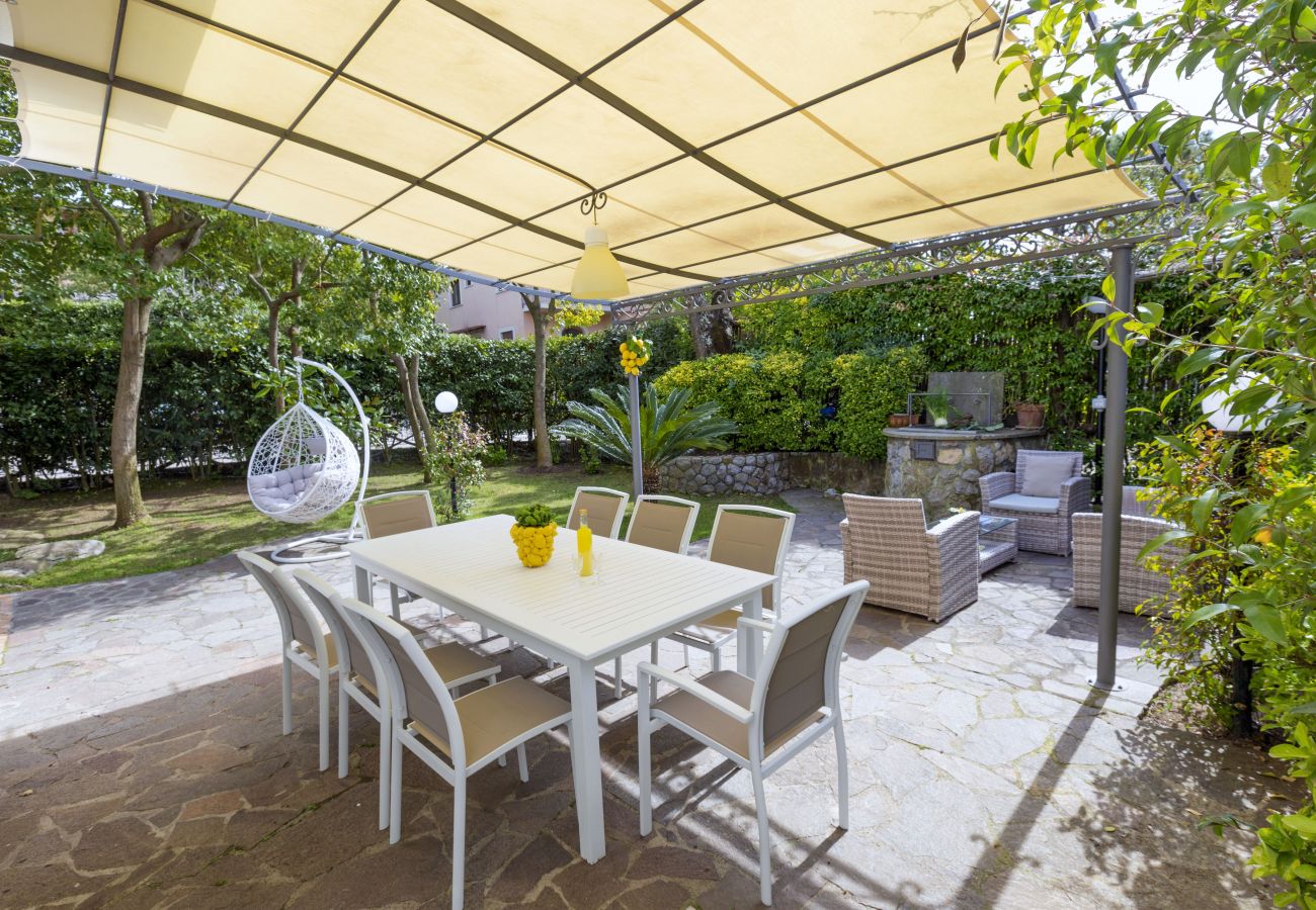 Villa in Sant´Agata sui Due Golfi - Resort Ravenna - Villa Dama