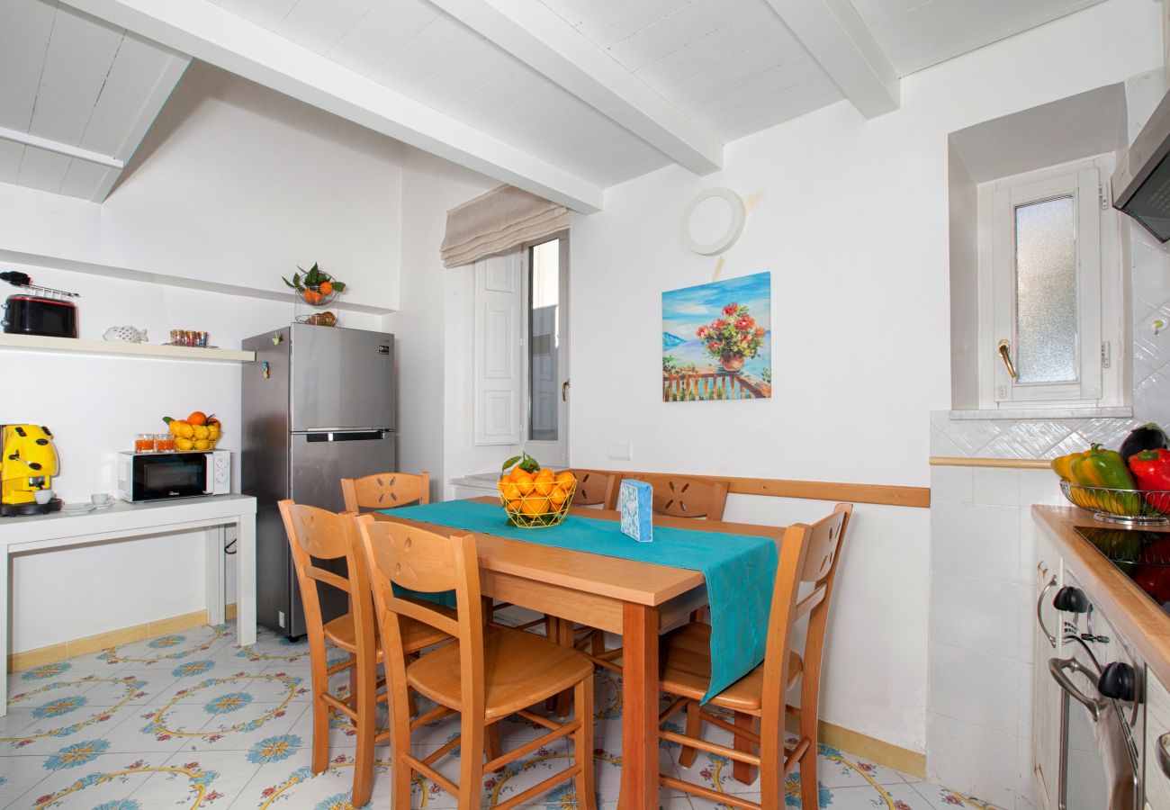 Apartment in Sorrento - Estate4home- Casa Tarantino