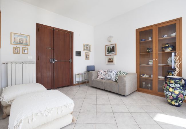 Apartment in Sorrento - Casa Miramare