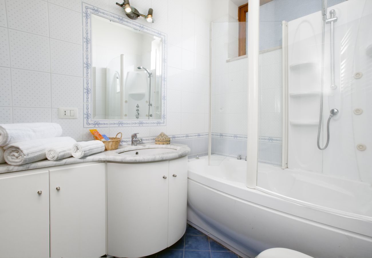 Apartment in Sorrento - Casa Miramare