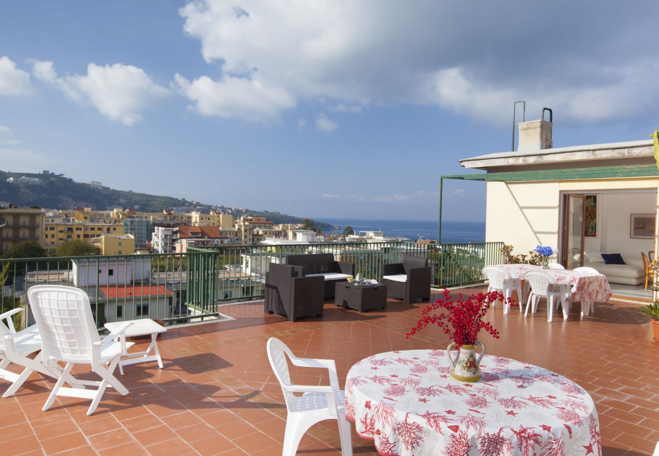 Apartment in Sorrento - Casa Miramare