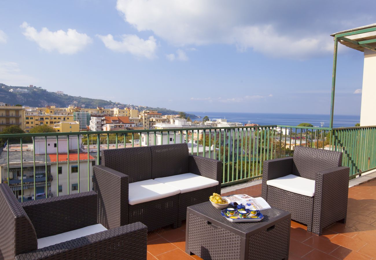 Apartment in Sorrento - Casa Miramare