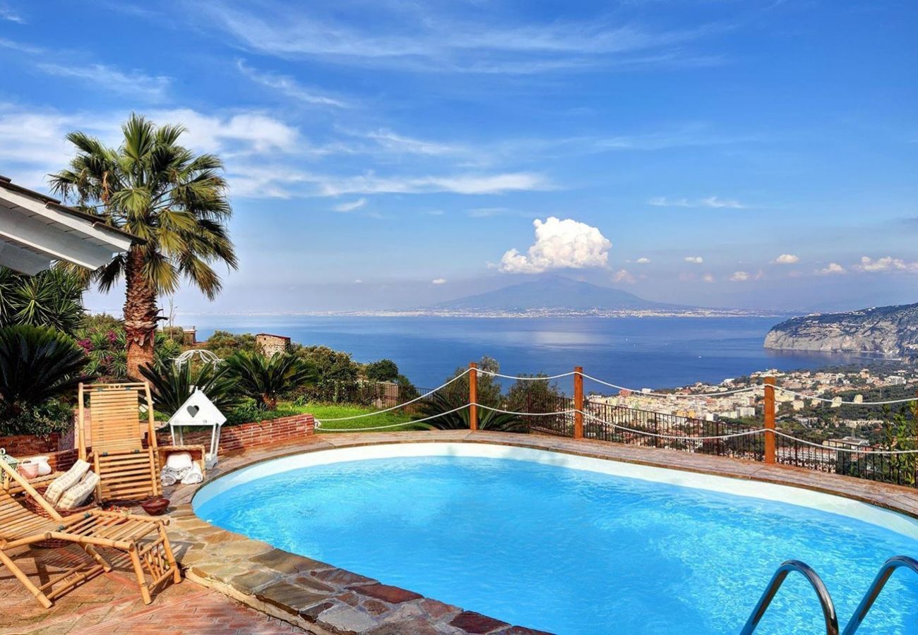 Villa in Sorrento - Estate4home - Villa Giù Giù
