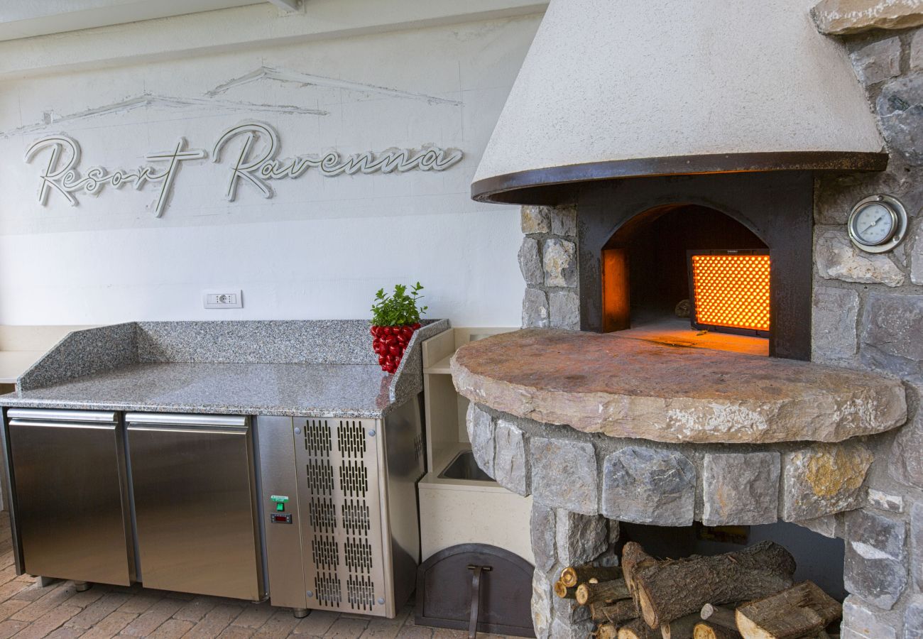 Rent by room in Sant´Agata sui Due Golfi - Resort Ravenna- Lady Room