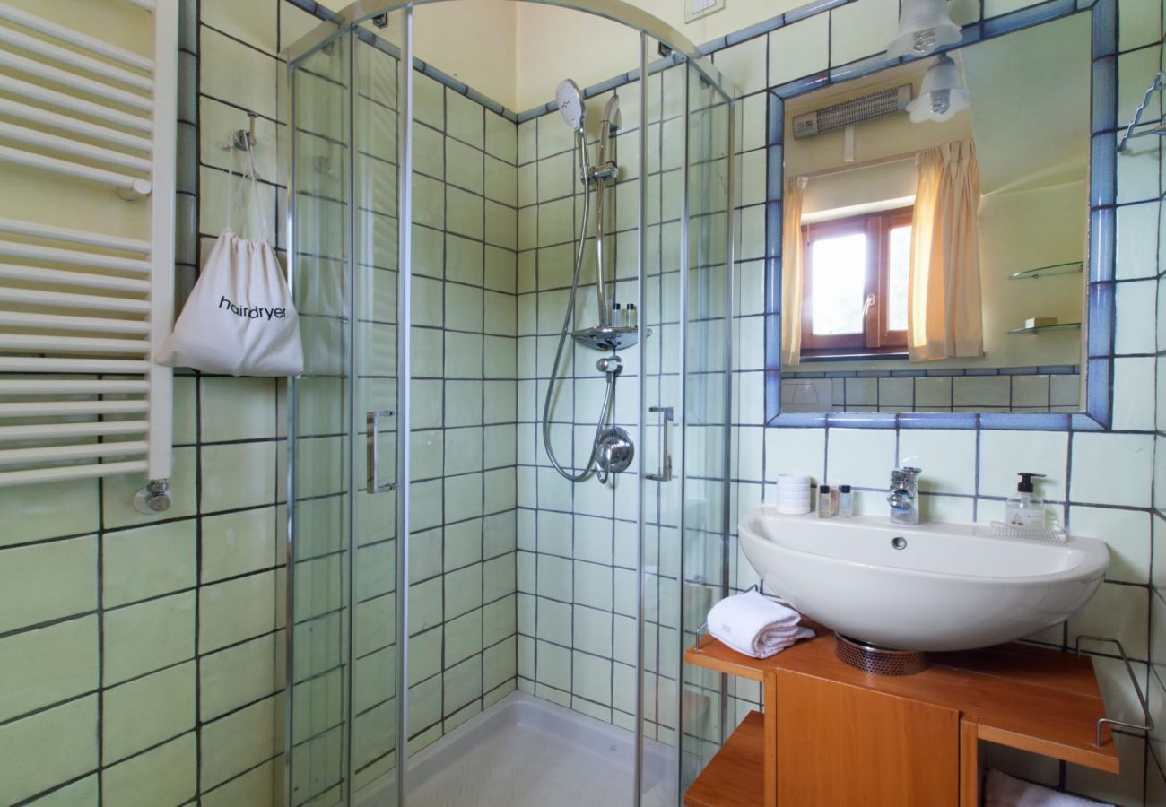 Rent by room in Sant´Agata sui Due Golfi - Resort Ravenna- Lady Room