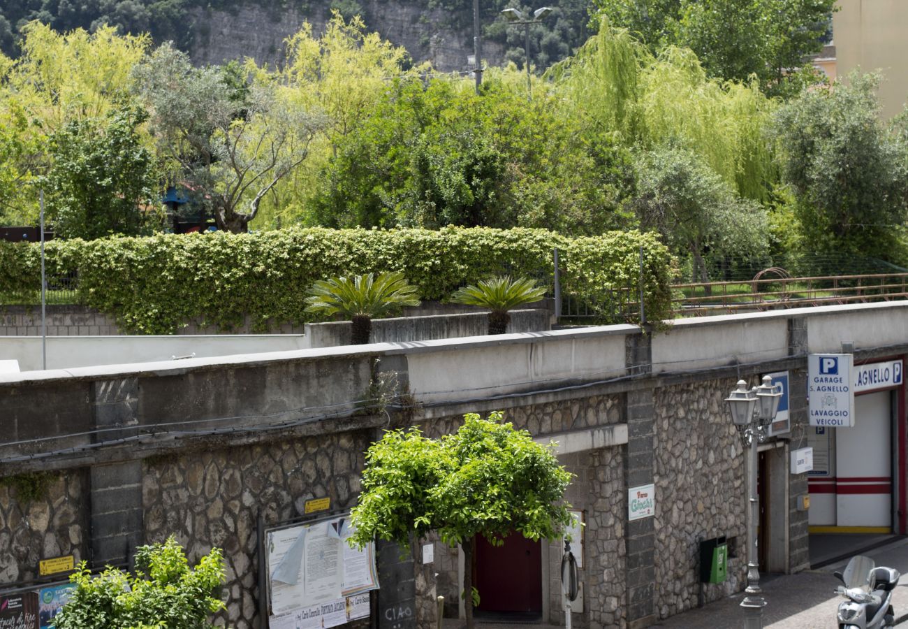 Apartment in Sant´Agnello - Estate4home - Nagy house