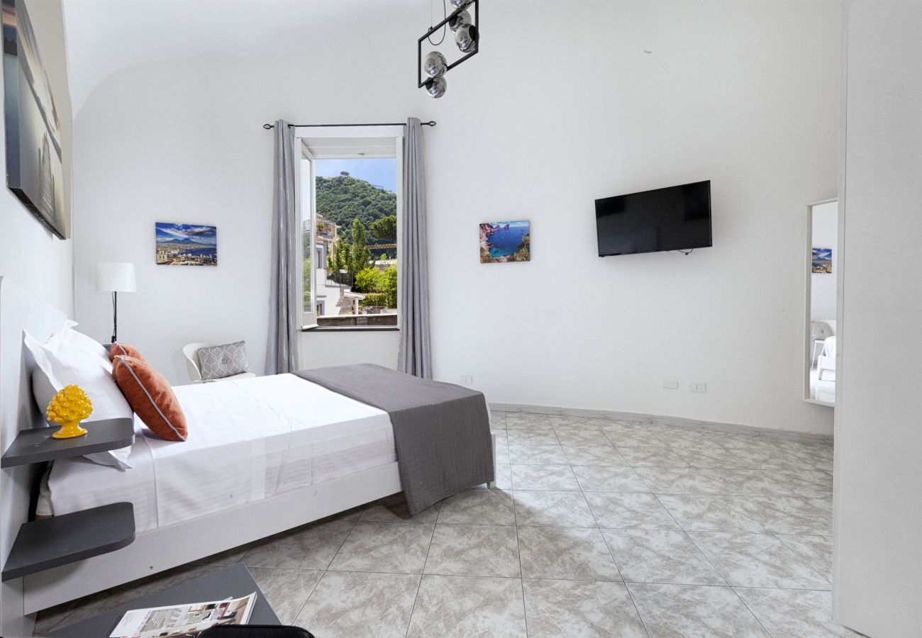 Apartment in Sant´Agnello - Estate4home - Nagy house