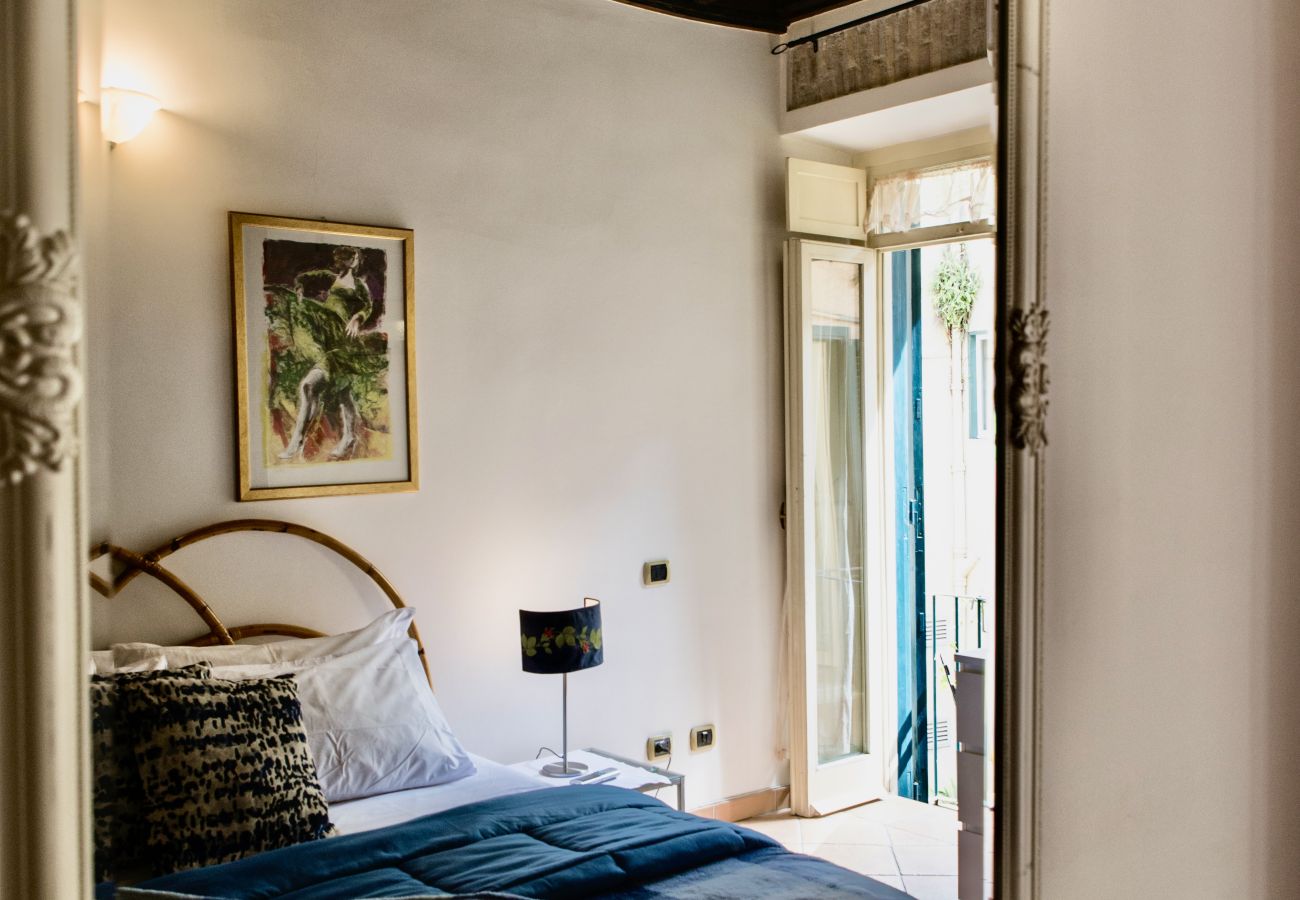 Apartment in Rome - Trevi Fountain Apartment