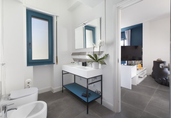 Rent by room in Piano di Sorrento - Design flat - Pesce Rent by room in Piano di Sorrento - Design flat - Pesce