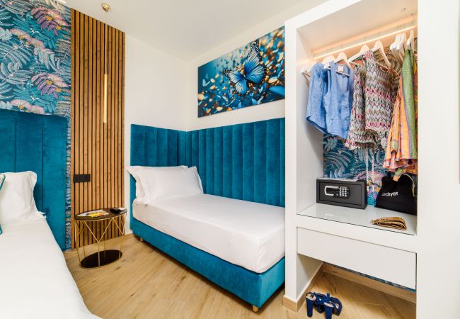 Rent by room in Piano di Sorrento - NicholHouse - Blue butterfly Rent by room in Piano di Sorrento - NicholHouse - Blue butterfly