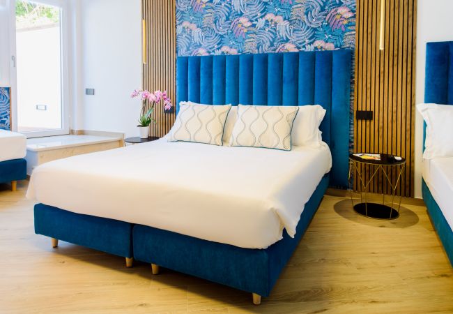 Rent by room in Piano di Sorrento - NicholHouse - Blue butterfly Rent by room in Piano di Sorrento - NicholHouse - Blue butterfly