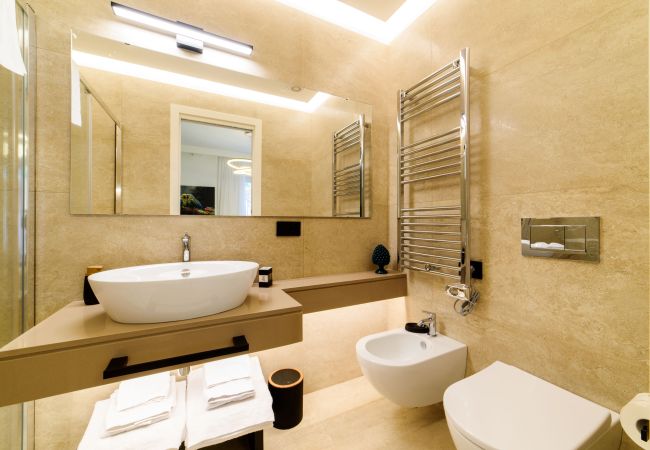 Rent by room in Piano di Sorrento - NicholHouse - Green Parrot Rent by room in Piano di Sorrento - NicholHouse - Green Parrot