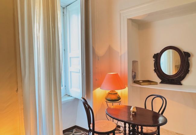 Rent by room in Meta - Meta CC Palace: Donna Rita Rent by room in Meta - Meta CC Palace: Donna Rita