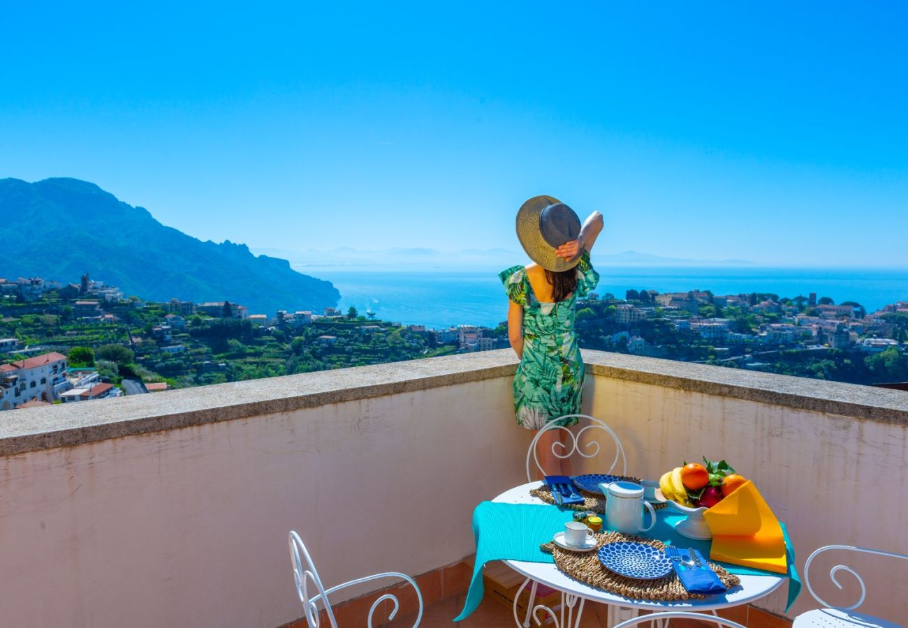 Rent by room in Scala - De Pando Panoramic Suites 1086 -San Pietro