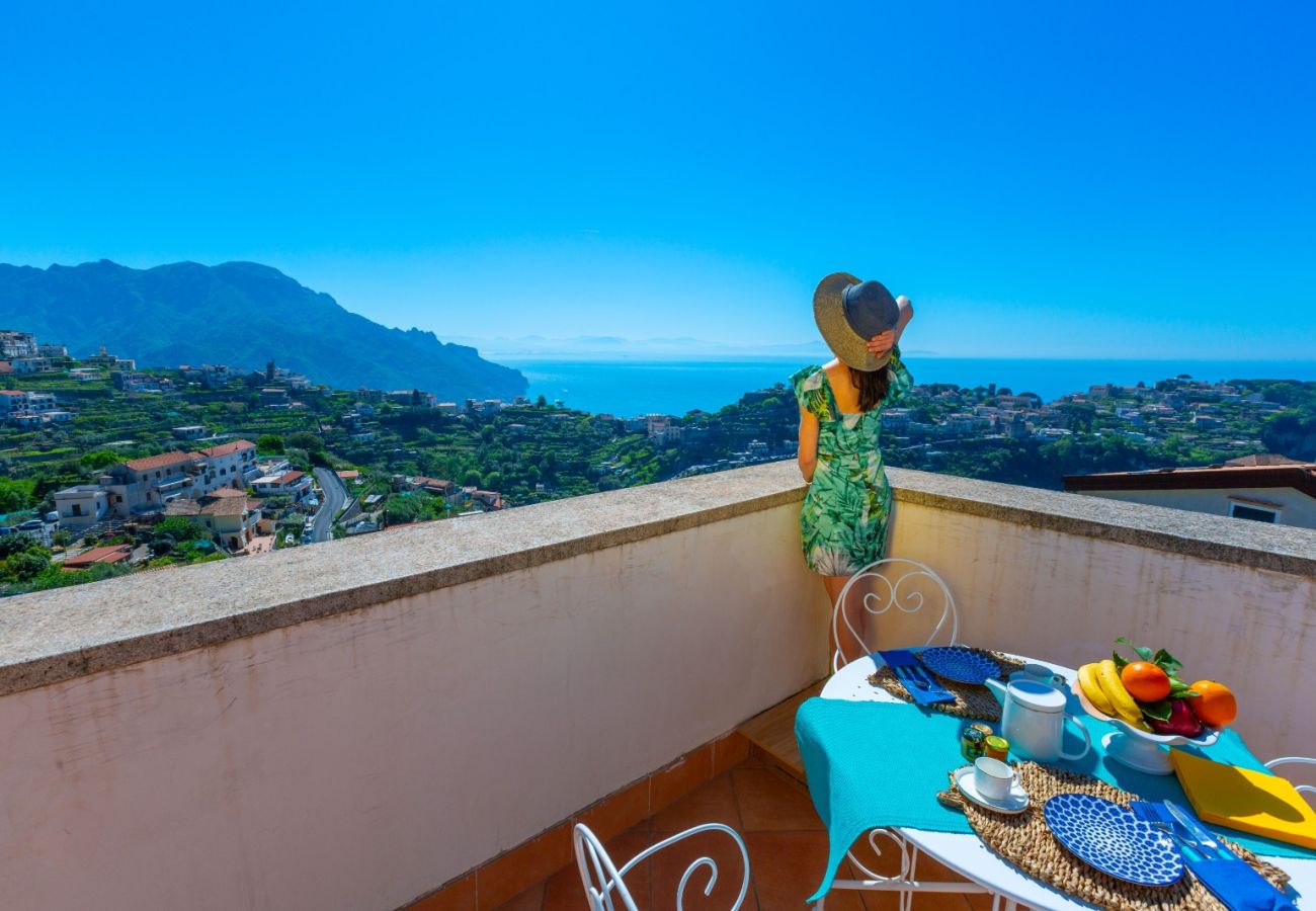 Rent by room in Scala - De Pando Panoramic Suites 1086 -San Pietro