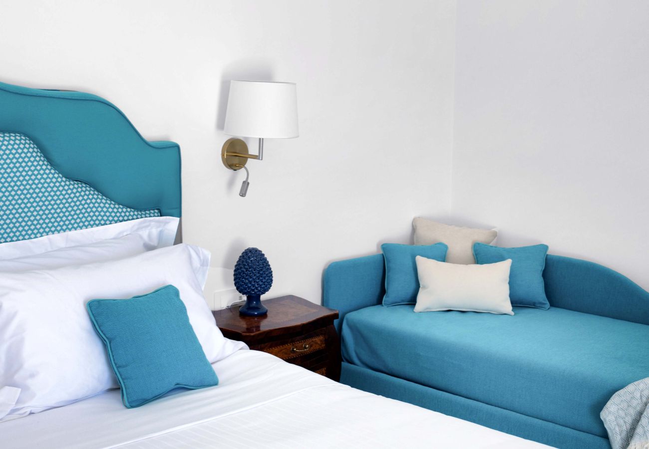 Rent by room in Scala - De Pando Panoramic Suites 1086 -San Pietro