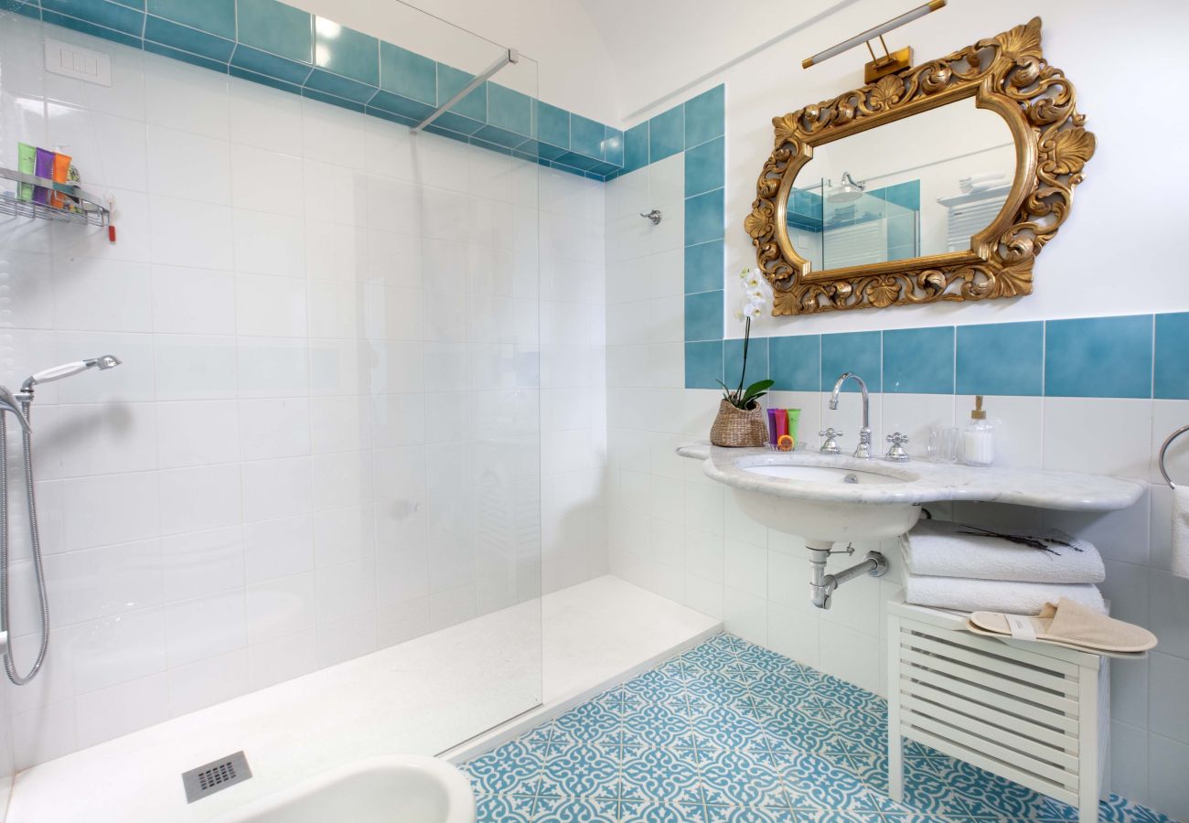 Rent by room in Scala - De Pando - Santa Caterina